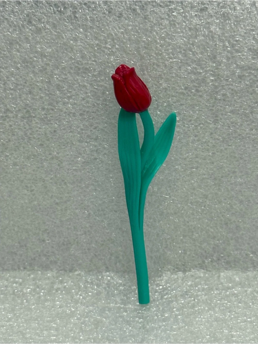 Barbie Long Stem red Tulip Flower Garden Bud Replacement Preowned